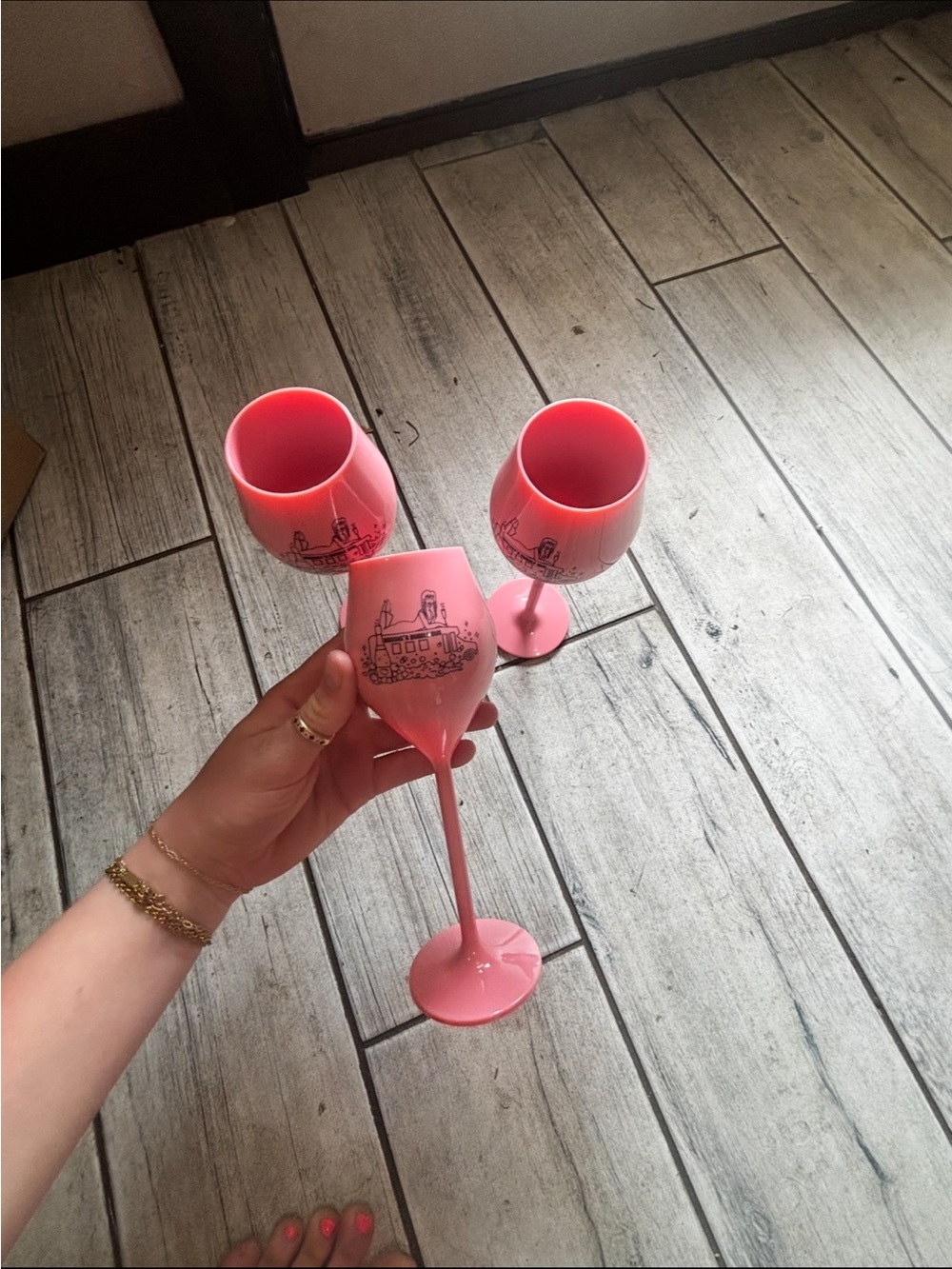 3 Pink Acrylic Wine Glass Set - Bubble bar